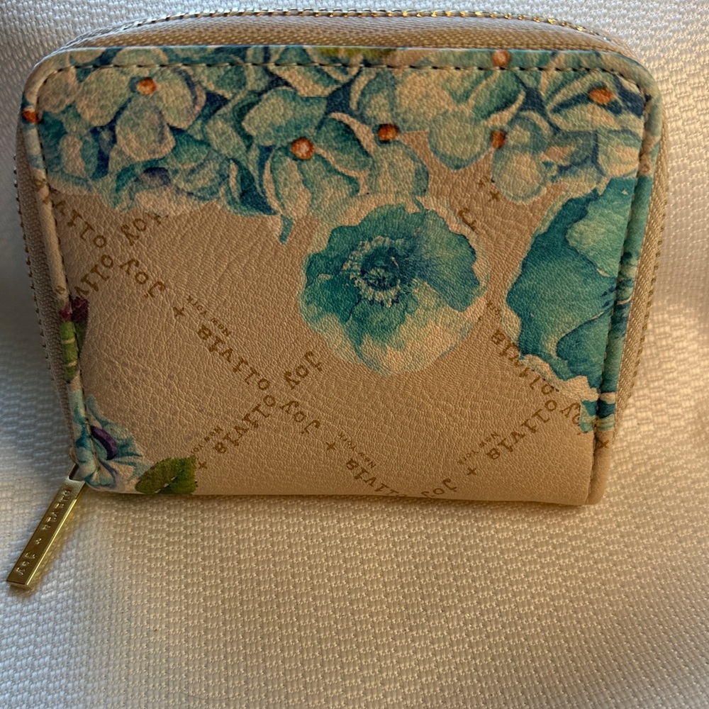 Olivia + Joy‎ Floral Zip Around Square Wallet Beige Blue Gold Tone Hardware